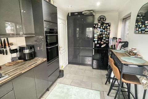 3 bedroom detached house for sale, Ventura Close, Methwold IP26