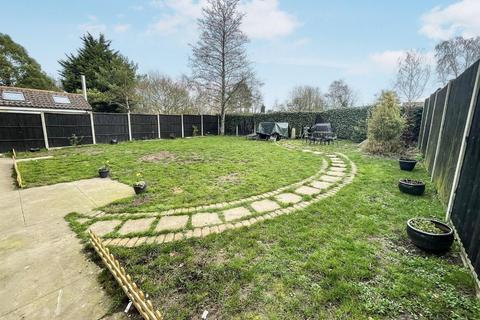 3 bedroom detached house for sale, Ventura Close, Methwold IP26