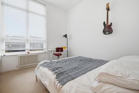 2 bedroom flat for sale, Parkhill Road, Belsize Park, London, NW3