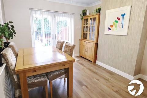 3 bedroom semi-detached house for sale, Cray Road, Belvedere, DA17