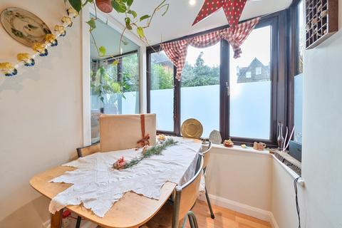1 bedroom apartment for sale, Linwood Close, London