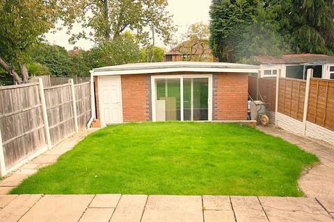3 bedroom semi-detached house for sale, Chapel Avenue, Walsall, WS8 7NT