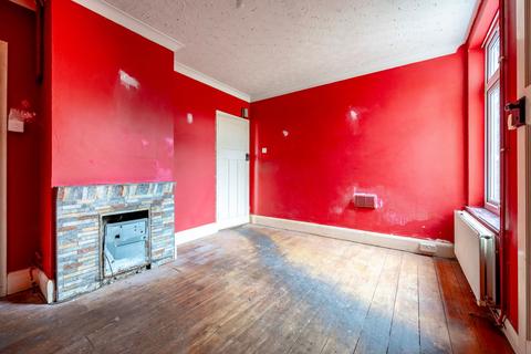 3 bedroom end of terrace house for sale, Trafalgar Road West, Gorleston