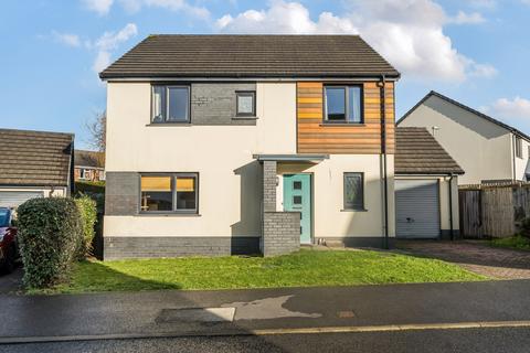 4 bedroom detached house for sale, Waterloo Gardens, Torrington EX38