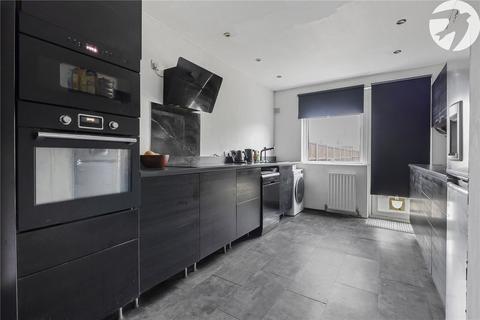 4 bedroom semi-detached house for sale, Princes Road, West Dartford, Kent, DA1
