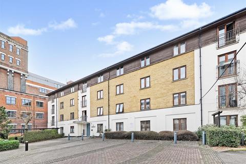 2 bedroom flat to rent, Sunlight Square, London
