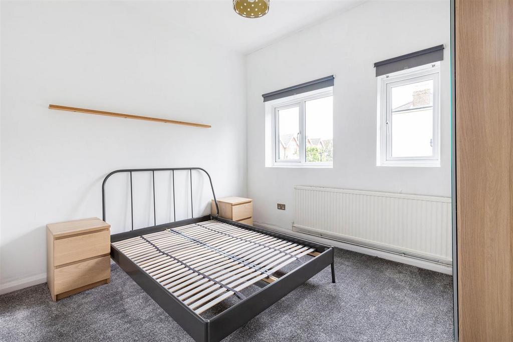 Davies Davies-Oakfield Road-9.jpg