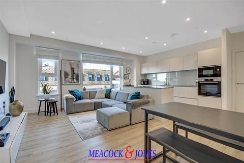 undefined, Kings Road, Brentwood