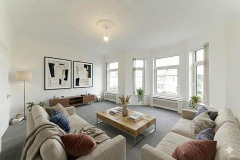 2 bedroom flat for sale, Hither Green Lane, Hither Green, SE13 6TT