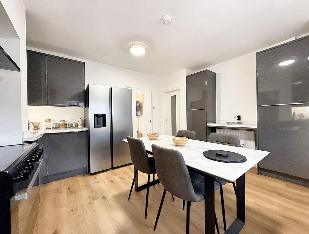 Kitchen / Diner