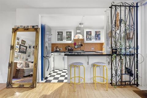 1 bedroom flat for sale, Regina Road, Finsbury Park