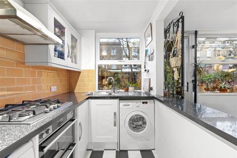 1 bedroom flat for sale, Regina Road, Finsbury Park