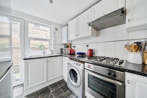2 bedroom apartment for sale, Catford Hill, London