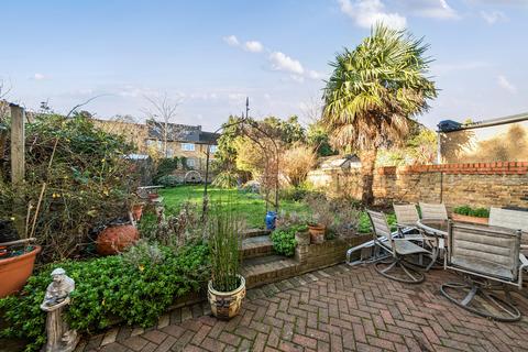 4 bedroom end of terrace house for sale, Wellmeadow Road, London