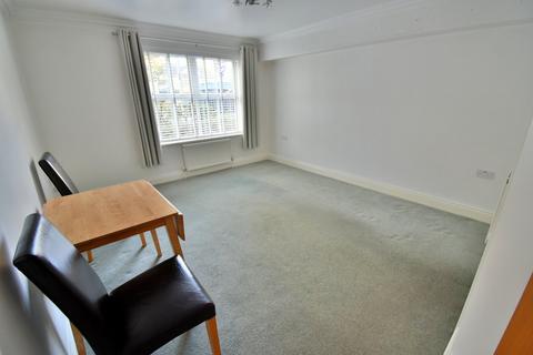 2 bedroom apartment for sale, Wimborne Road East, Ferndown, BH22