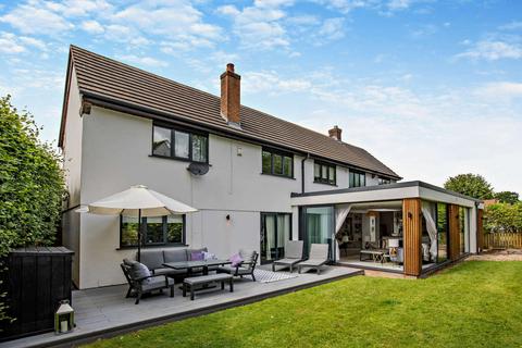 4 bedroom detached house for sale, Meadow Way, Wilmslow, Cheshire, SK9