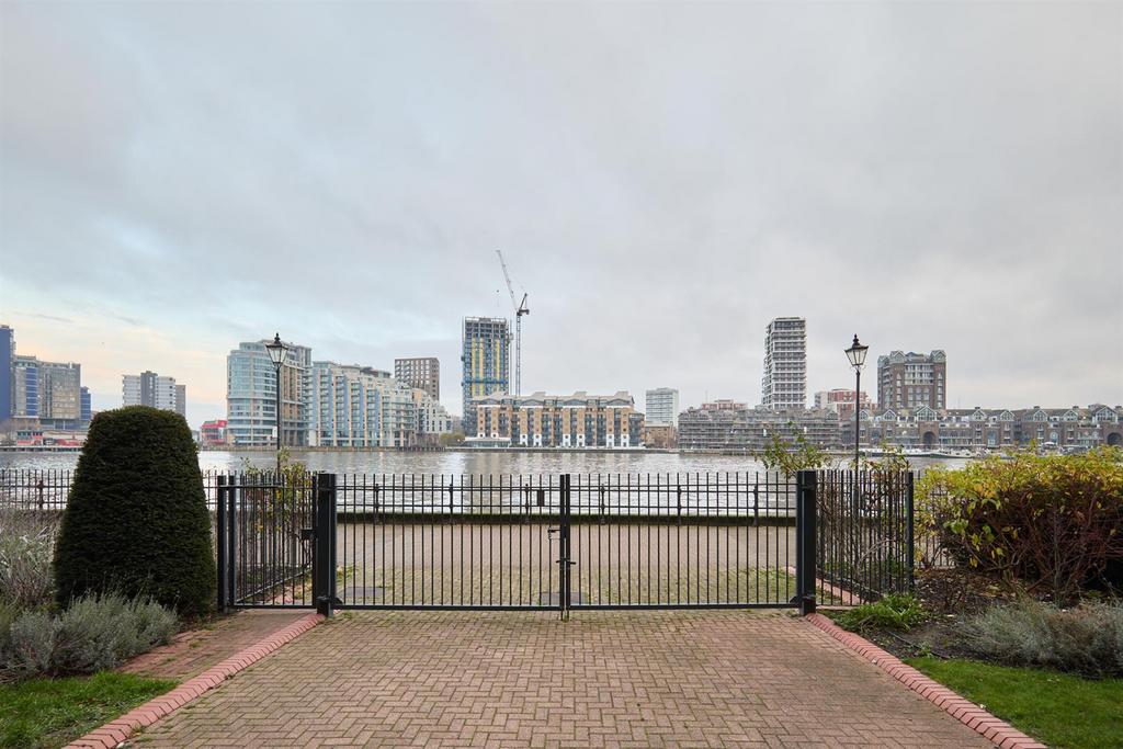 2 V1 A6865 HDR.jpg