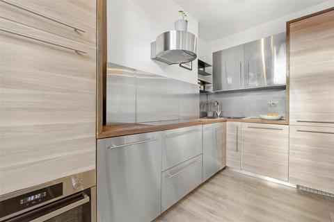 2 bedroom flat for sale, Crouch Hill, Finsbury Park