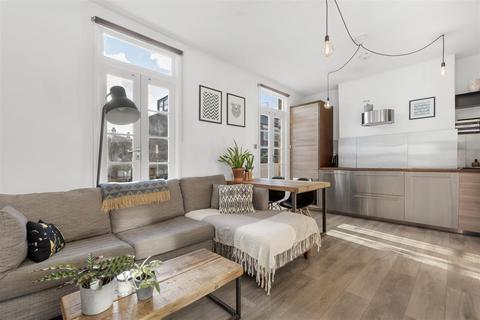 2 bedroom flat for sale, Crouch Hill, Finsbury Park