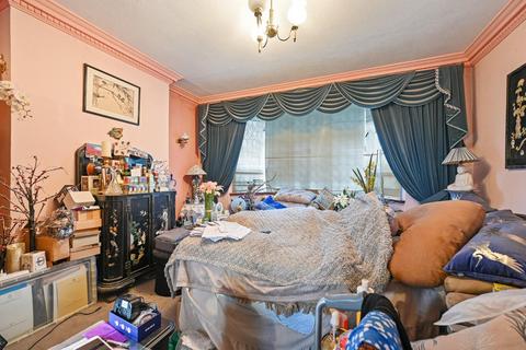 3 bedroom semi-detached house for sale, Cloister Road, Acton