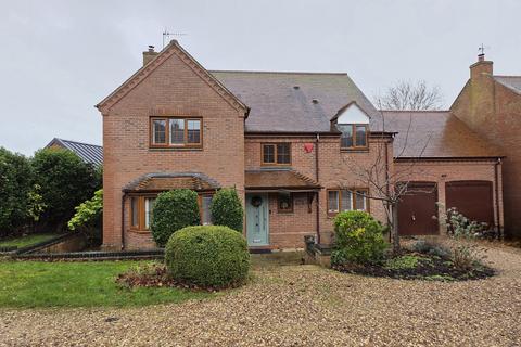 4 bedroom detached house for sale, Godsons Lane, Southam, CV47