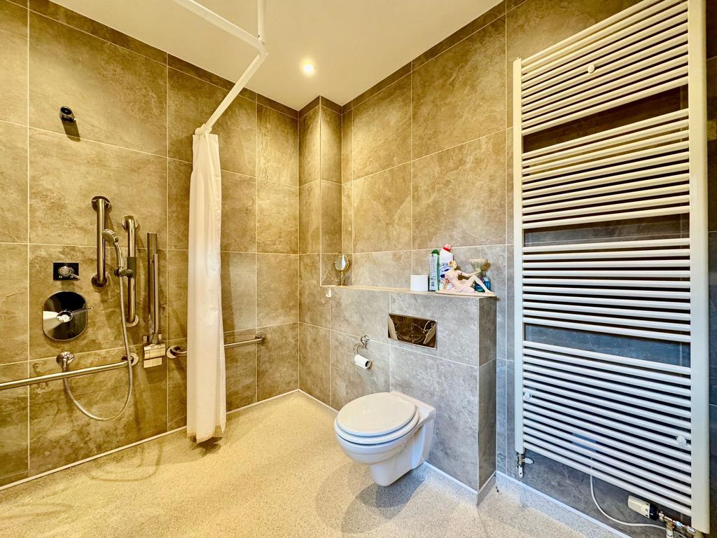 En-suite Shower room