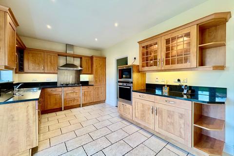 undefined, Queens Mead, Edgware, HA8