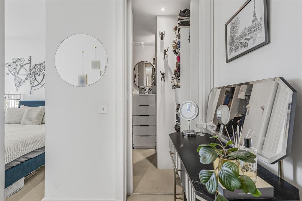 Walk in Wardrobe