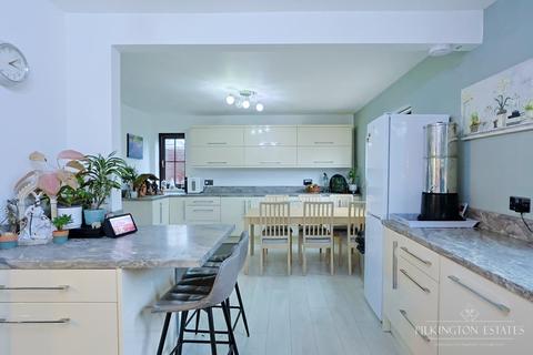 7 bedroom detached house for sale, St. Pio Lane, Devon EX2