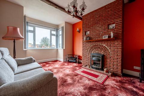 2 bedroom detached bungalow for sale, Caister Road, Great Yarmouth
