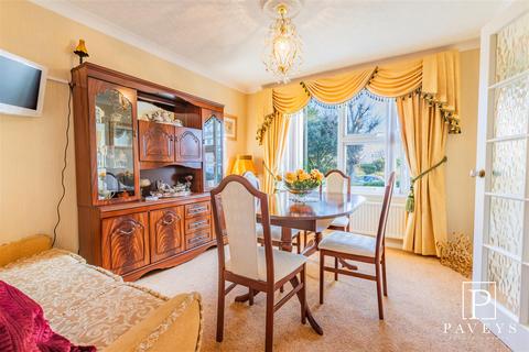 3 bedroom flat for sale, The Crescent, Frinton-on-Sea