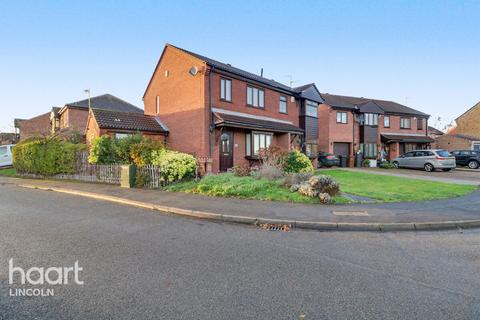 4 bedroom semi-detached house for sale - Winthorpe Grove, Lincoln