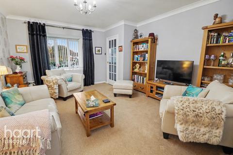 4 bedroom semi-detached house for sale, Winthorpe Grove, Lincoln