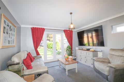 undefined, Fernhill Road, Farnborough GU14