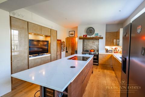 8 bedroom detached house for sale, Truro TR4