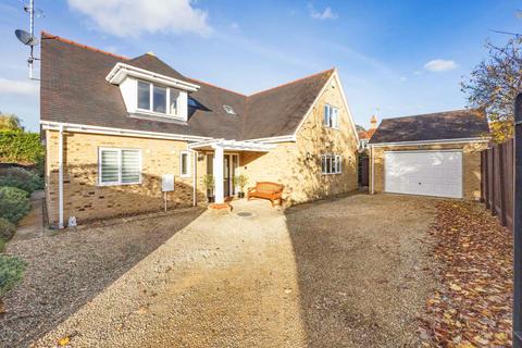 undefined, Charlton Gardens, Cheltenham GL53