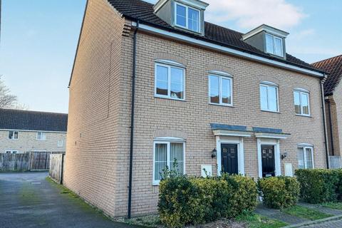 3 bedroom semi-detached house for sale - Teasel Close, Red Lodge IP28