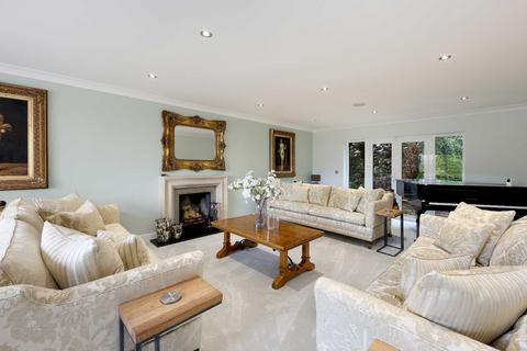 5 bedroom detached house for sale, Disraeli Park, Beaconsfield, Buckinghamshire, HP9