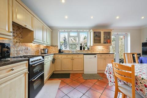 3 bedroom semi-detached house for sale, Ashurst Road, Tadworth KT20