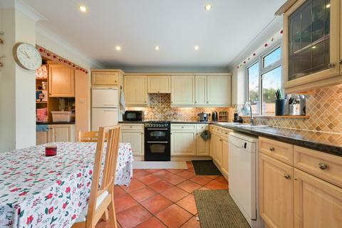3 bedroom semi-detached house for sale, Ashurst Road, Tadworth KT20