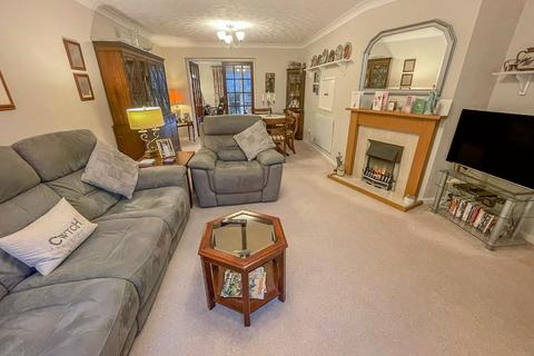 3 bedroom link detached house for sale, Edmund Road, Brandon IP27