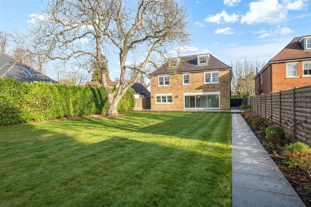WINDLESHAM- (2).jpg