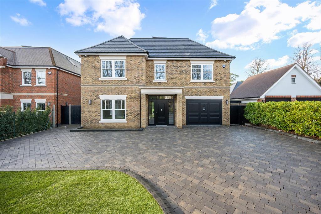 WINDLESHAM- (3).jpg