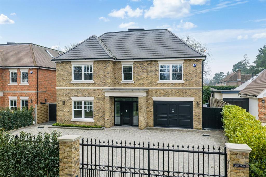 WINDLESHAM- (31).jpg