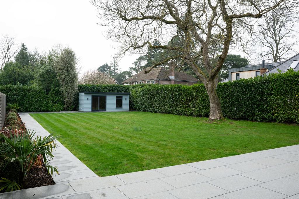 WINDLESHAM RAW-150.jpg
