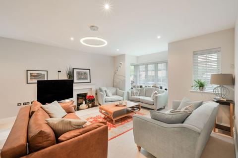 6 bedroom detached house for sale, West Hill, Oxted RH8