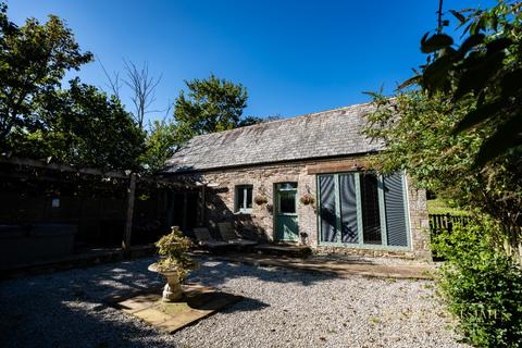 Penhallow, Cornwall TR4