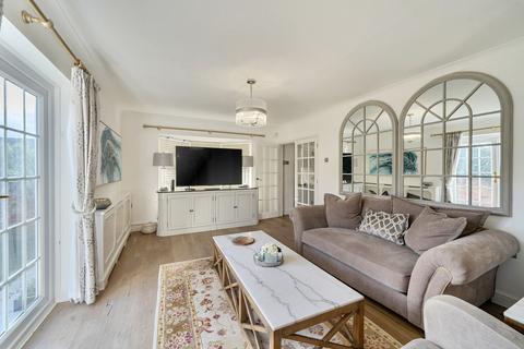 4 bedroom detached house for sale, Heatherbank, Chislehurst