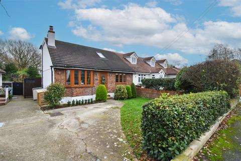 undefined, Spring Pond Meadow, Hook End, Brentwood
