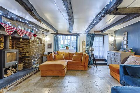 undefined, Fore Street, Looe PL13